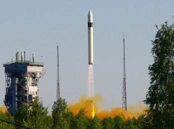 минобороны прекратит использование ракет-носителей “рокот” в 2016 году