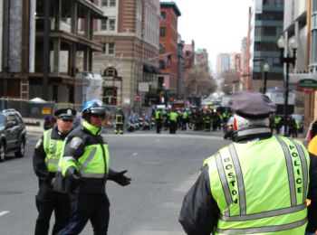 Теракт прервал марафон в Бостоне