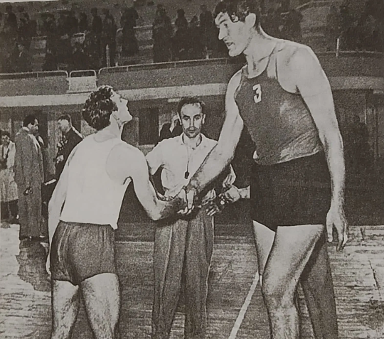 УВАЙС АХТАЕВ – ВАСЯ-ЦЕНТРОВОЙ ИЗ ЧЕЧНИ - Совершенно Секретно