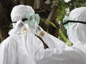 в германию доставлен сотрудник воз заразившийся лихорадкой эбола