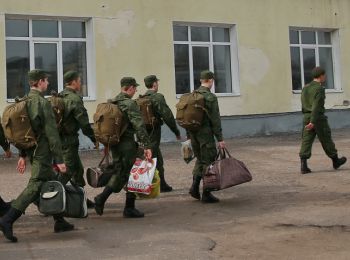 призывники опасаются идти в российскую армию из-за событий на украине