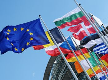 евросоюз подготовил проект санкций против экономики рф