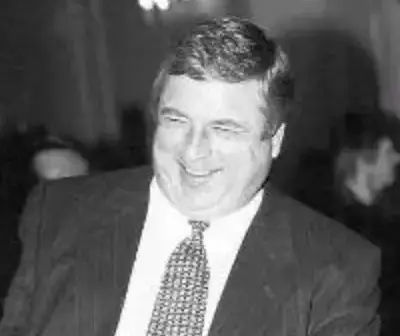 КАК ОДИН МУЖИК ДВУХ ПРОКУРОРОВ ПРИКУПИЛ… - Совершенно Секретно