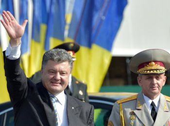 порошенко заменил праздник 23 февраля днем защитника украины 14 октября