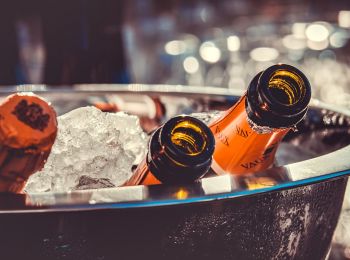 минздрав разрабатывает законопроект о запрете продажи алкоголя до 21 года