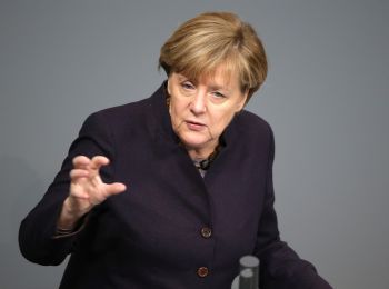 меркель обратилась к премьеру турции для «разрядки» ситуации вокруг су-24