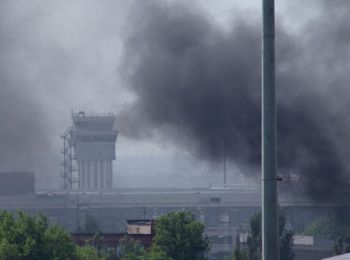 здание донецкого аэропорта частично разрушено