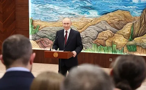 Путин заявил, что проектов мирного договора по Украине нет