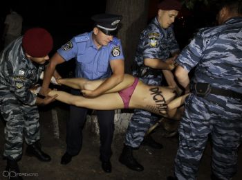 FEMEN против