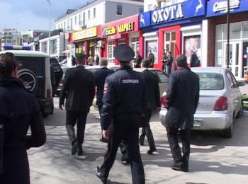 полиция белгорода продолжает разыскивать подозреваемого в расстреле шести человек 