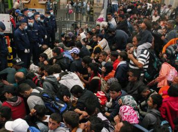 австрия мобилизует армию для охраны границ от беженцев