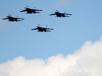 саудовская аравия требует от россии прекратить авиаудары по сирии из-за жертв