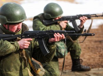 россия превращает армию в национальную идею