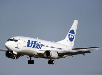 альфа-банк требует остановить полеты utair