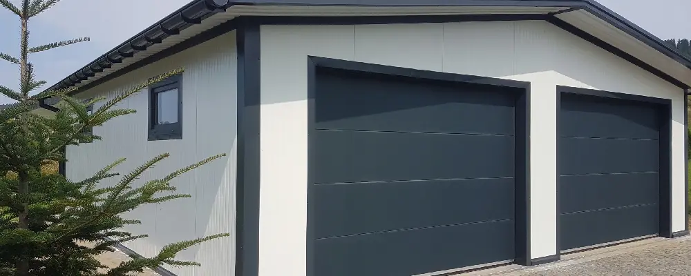 гараж из панелей