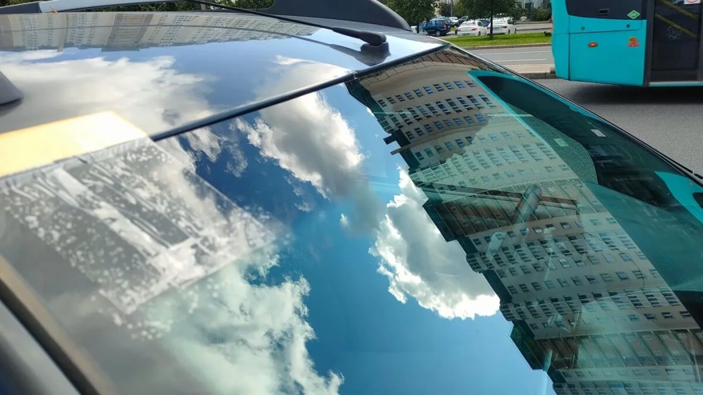 Свист лобового стекла