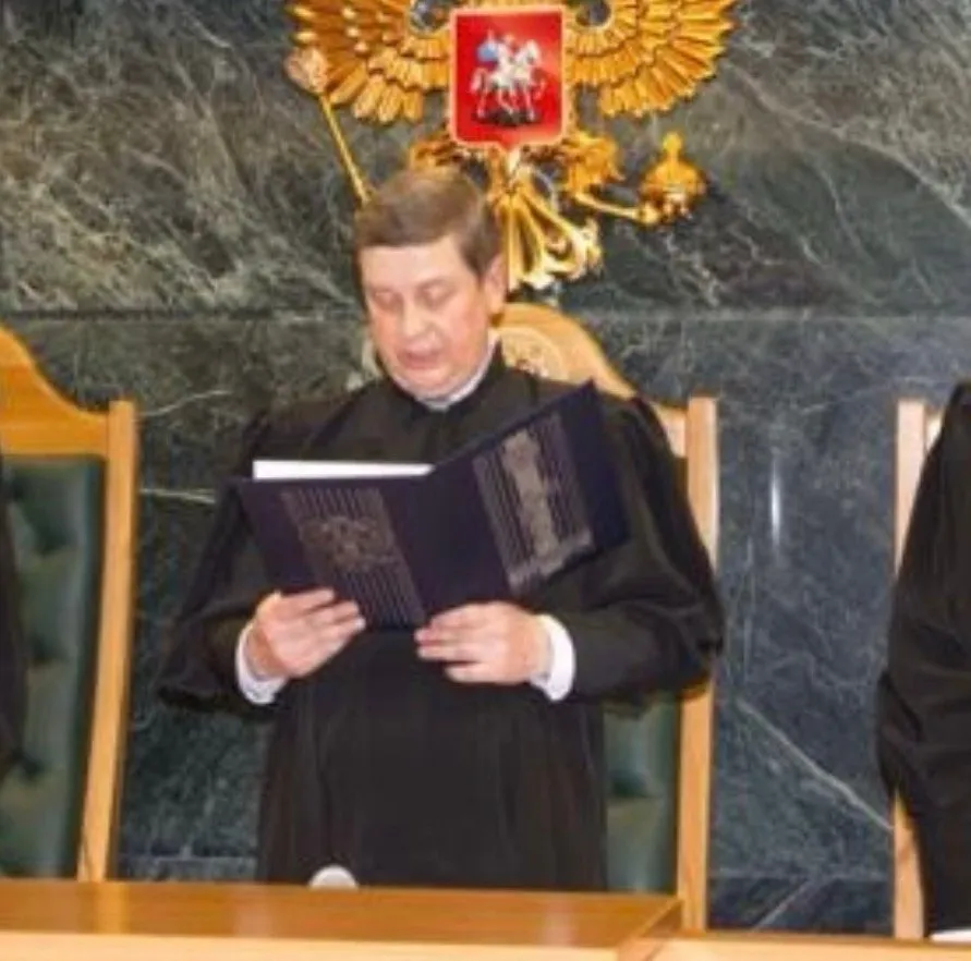 Николайчук, бывший заместитель председателя суда