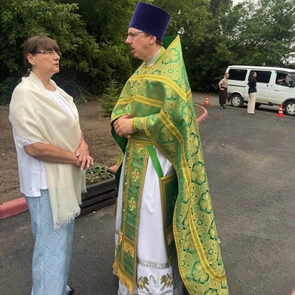 Галина Ивановна Кляйн Галина Ивановна Кляйн и отец Дионисий - разговор