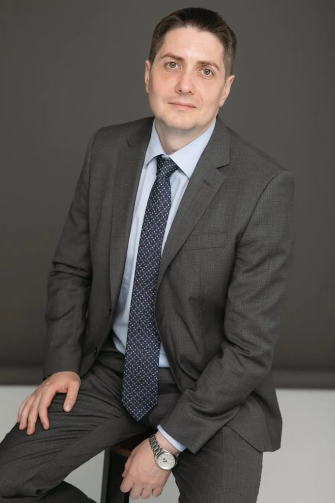 Андреи Гривцов старший партнер Адвокатского бюро Корвус