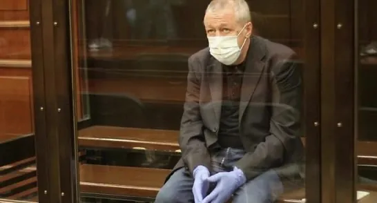 ефремов на скамье tidttiqzqiqkdatf qtkideziqtdidqksld