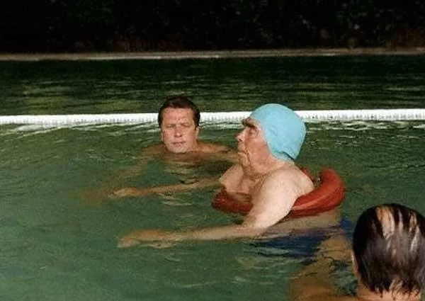 Брежнев в санатории