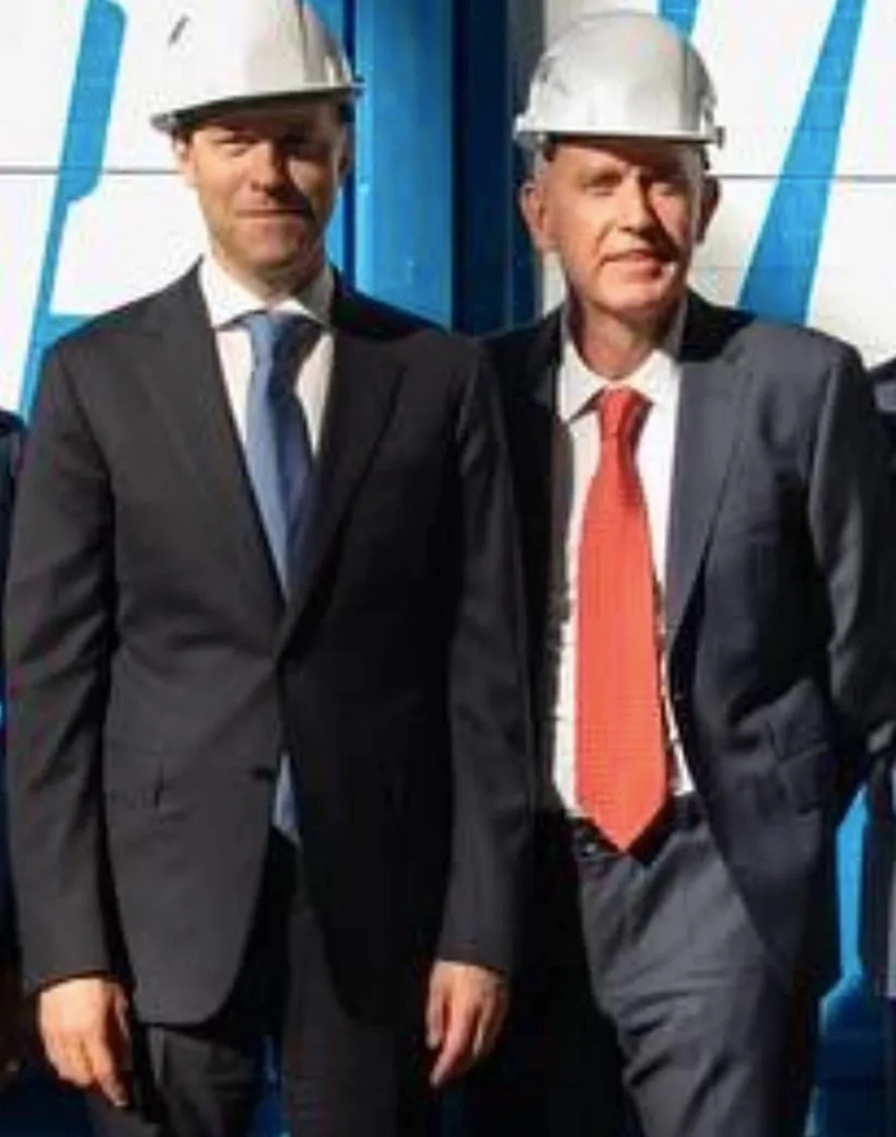 зам правительства Мантуров