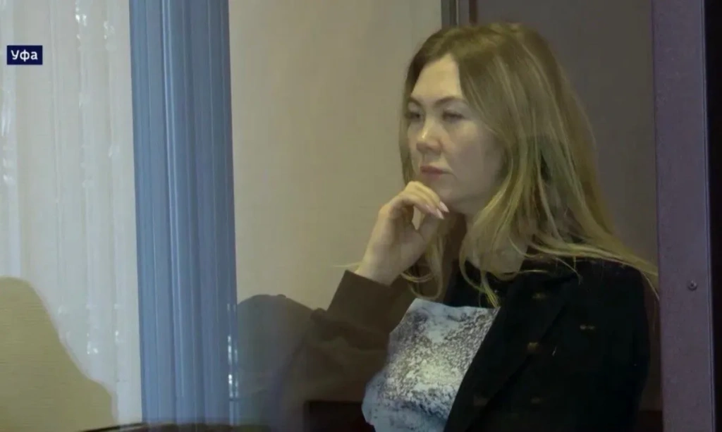 Иксанова во время судебного заседания