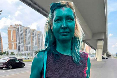 у облитой зеленкой адвоката пономаревой диагностировали ожог глаз, полиция бездействует