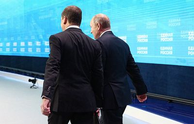 лёд тронулся: правительство медведева ушло в отставку	