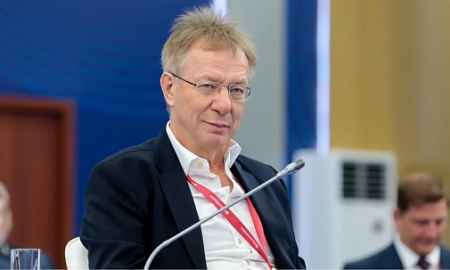 Пионер российской IT-индустрии Галицкий уехал из России после изъятия активов на 8 млрд рублей