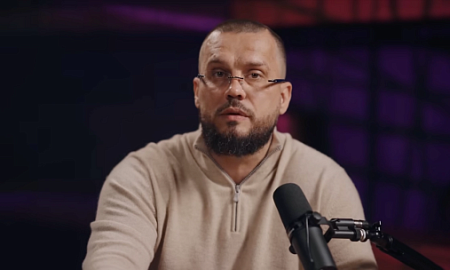 Основателя элитного рехаба «Антонов PRO» задержали после жалоб на пытки