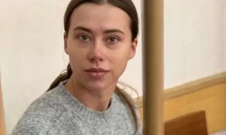 Блогера Александру Митрошину приговорили к трём годам условно по делу об отмывании денег