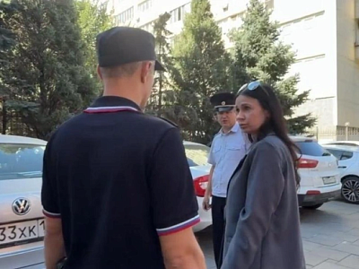 в волгограде силовики задержали активистку после обращения к бастрыкину из-за цен на бензин - Сайт Газеты «Совершенно Секретно»