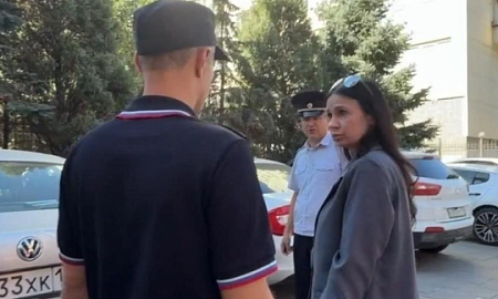 В Волгограде силовики задержали активистку после обращения к Бастрыкину из-за цен на бензин