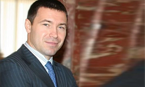 Авторитетному экс-депутату Заксобрания Приморья инкриминируют похищение человека, поджог авто и хулиганство