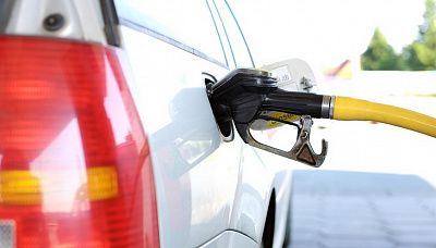 правительство объяснило рост цен на топливо