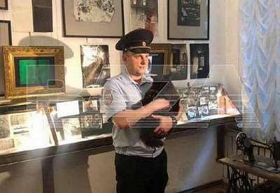 высокопоставленных подмосковных полицейских задержали за получение крупной взятки dzzqyxkzyquhzyuzxyqdyydkzkrt qhtiqxtiquziqqqglv