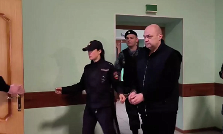 Курского экс-губернатора Смирнова приговорили к 14 годам по делу о взятках при строительстве фортификаций
