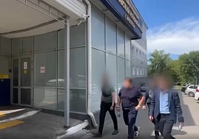 в иркутской области арестовали мошенницу, выманивавшую деньги у родных бойцов сво - Сайт Газеты «Совершенно Секретно»