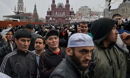 Спикер ГД Володин: количество оснований для выдворения мигрантов из РФ будет удвоено