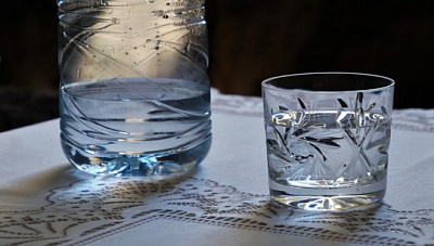 более 25% бутилированной воды в рф является подделкой