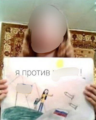 в тульской области арестовали мужчину, дочь которого ранее нарисовала антивоенный рисунок