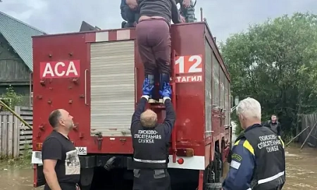 Почти 500 детей эвакуировали из лагерей под Нижним Тагилом из-за потопа после дождей