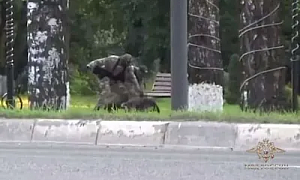 Схему незаконной легализации детей мигрантов в РФ раскрыли в Калужской области