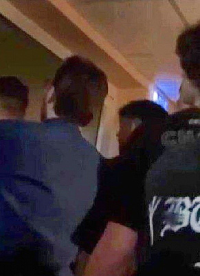в уральском общежитии казахские и арабские студенты устроили бойню на ножах из-за девушки (видео)