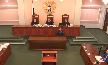 Долина не явилась в Верховный суд РФ, Лурье пришла на слушания по квартире