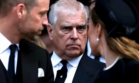 Британские депутаты требуют усилить контроль за королевской семьёй на фоне скандала с принцем Эндрю