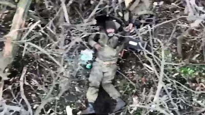 российский командир выстрелил себе из автомата в сердце, чтобы не попасть в плен (видео)