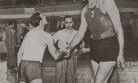 УВАЙС АХТАЕВ – ВАСЯ-ЦЕНТРОВОЙ ИЗ ЧЕЧНИ