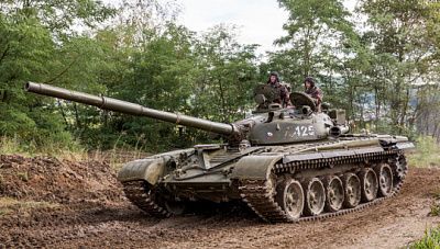 россия передала лаосу партию танков и бронеавтомобилей